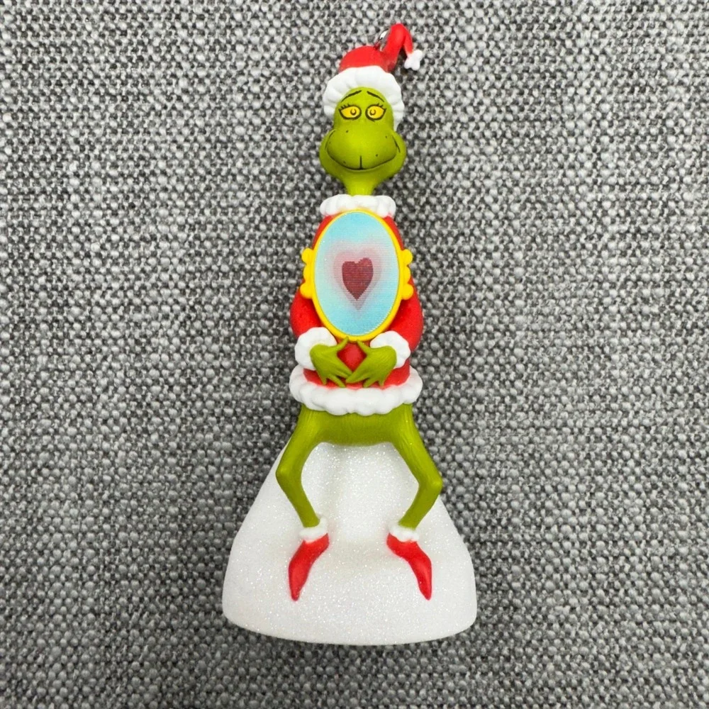 Hallmark Keepsake 2025 The Grinch A Change of Heart Christmas Ornament Boxed